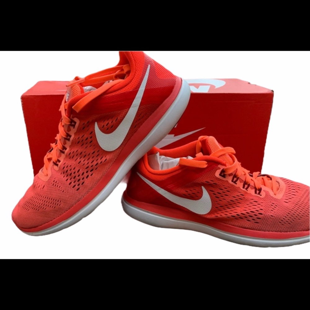Nike Flex Run • 830751-800 • Women's Size: 8 Shoes - Picture 6 of 7